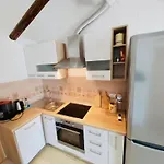 Karlo Auf Zwei Wohnebenen- Mit Meerblick By Interhome