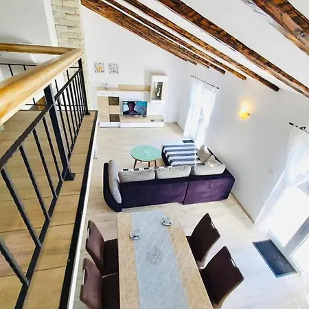Karlo Auf Zwei Wohnebenen- Mit Meerblick By Interhome Apartament *