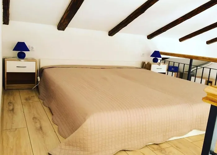 Apartment Karlo Auf Zwei Wohnebenen- Mit Meerblick By Interhome Supetarska Draga